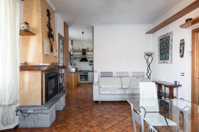Casa Emi Daire Lezzeno Dış mekan fotoğraf