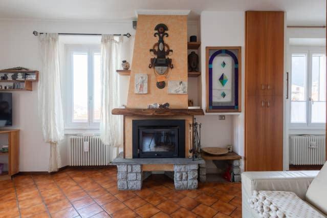 Casa Emi Daire Lezzeno Dış mekan fotoğraf